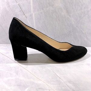 Zevelle black suede heels size 9.5